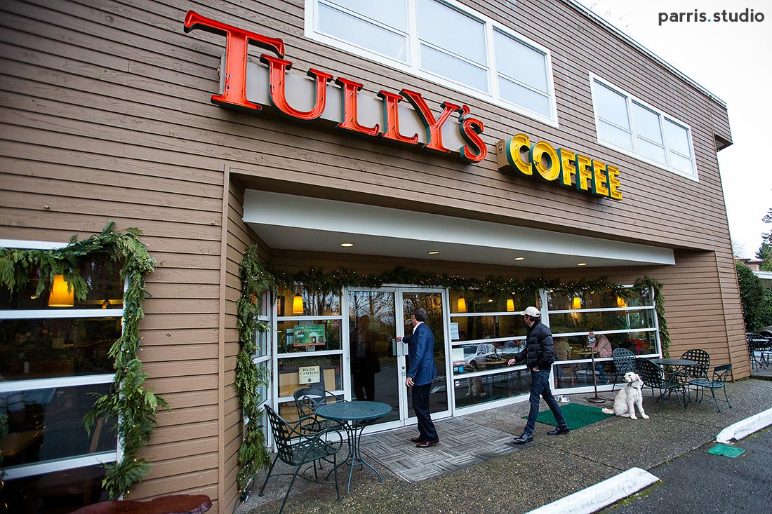 Patrick Dempsey walking into Tully's