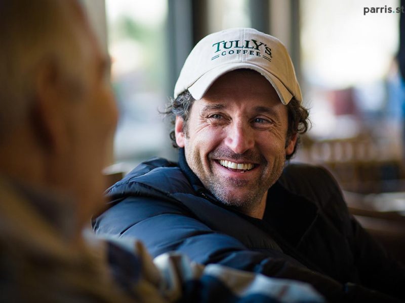 Patrick Dempsey talking to a customer at Tully's